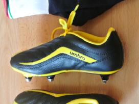 Futbolisto kedai ir kojines 6-7m vaikui | Skelbiu.lt Futbolisto kedai ir kojines 6-7m vaikui