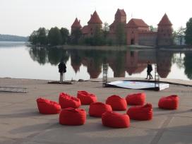 Sėdmaišių, pufų, staliukų nuoma visoje Lietuvoje | Skelbiu.lt Sėdmaišių, pufų, staliukų nuoma visoje Lietuvoje