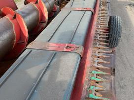 Kombainas Massey Ferguson 42 ardomas dalimis