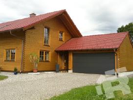 Nebrangūs pakeliami garažo vartai