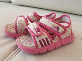 Adidas Basutes mergaitei 22 dydis