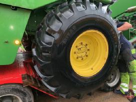 Javų kombainas John Deere 1177 Ardomas Dalimis
