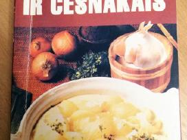 "Patiekalai su svogūnais ir česnakais"