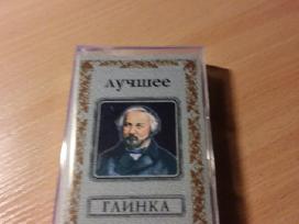 Kasetę "geriausios" Glinka