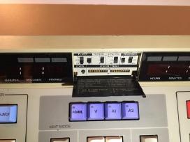 Parduodu sena video pulta Sony Rm 450 CE