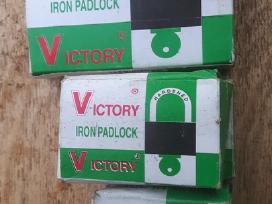 Pakabinamos spynelės "Victory" ir "Blossom"