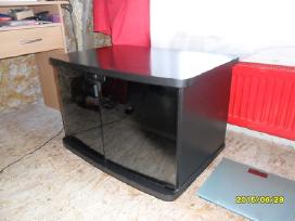 Parduodu spintele su ratukais. Kaina: 90eur