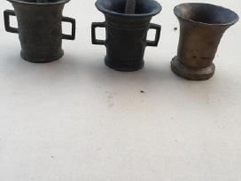Senovines žalvario grustuves