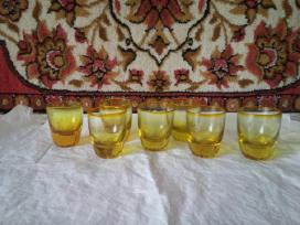 Stiklinės geltonos