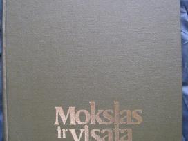 *Mokslas ir visata tvarkinga knyga