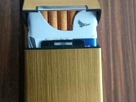 Parduodu daug dėklu cigarams kaina 5 eurai