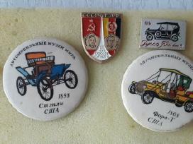Ženkliukai, automobiliai