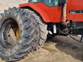 Traktorius Case Ih 7140 Ardomas Dalimis
