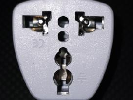 Adapteris iš UK/au/us/eu į Ru