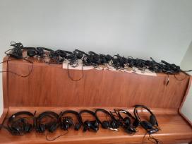 18 vienetu ausiniu su mikrofonais