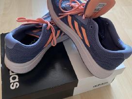 Adidas moteriški sportiniai bateliai