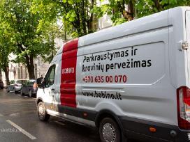 Perkraustytojas - vairuotojas. Kaune