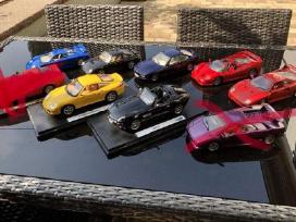 Modeliai 1:18 Bmw Porsche Ferrari Bugatti