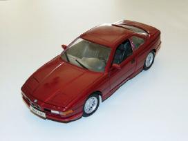 Modeliai: Bmw 850i 8 serijos 1:18 modelis