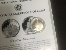 Kolekcinė sidabrinė Amerikos dolerio moneta.