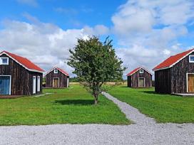 Nuomojamas dviejų miegamųjų namelis