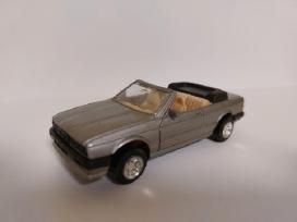 Bmw e30 cabrio modeliukas