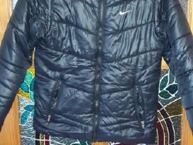 Nike striukė
