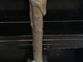 Autorinė bronzinė moters skulptūra