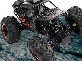 RC džipas – automobilis su WiFi kamera ir pulteliu