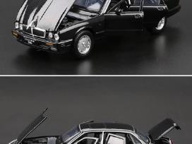 Jaguar Xj6