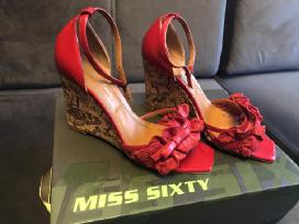 Miss Sixty basutės