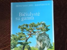 Parduodu knyga"bičiulystė su gamta"