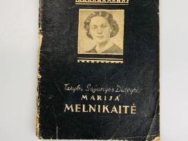 Knyga Tarybų Sąjungos didvyrė Marija Melnikaitė