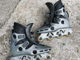 Rieduciai 44-45 ismera