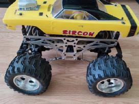 RC monstras Hype Zircon Dominator