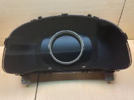 Lexus Is 300h 15m.