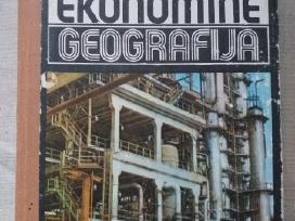 Seni ekonominės geografijos vadovėliai