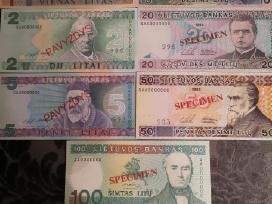 Netikri pinigai