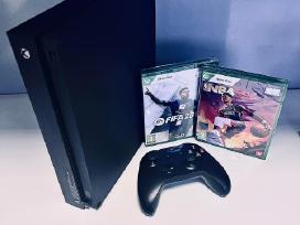 Xbox One X 1tb su garantija