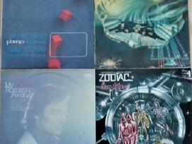 Pigių vinilo plokštelių kolekcija