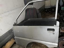 Mitsubishi L300 L 300 durys tik durys parduodamos visos kartu kaina už visas 2t