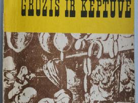 Grožis ir keptuvė