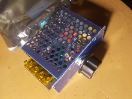 Elektroninis Įtampos ( srovės ) reguliatorius
