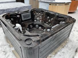 Amerikietiški Jacuzzi ir sukūrinės vonios, kubilai