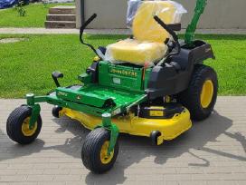 Nulinio apsisukimo traktorius John Deere Z515e