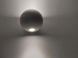 Linea Light sieninis šviestuvas