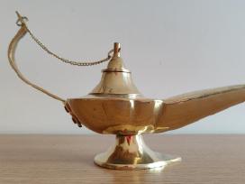 Žalvarinė lempa