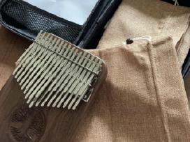 Muzikinis instrumentas kalimba