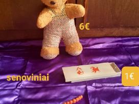 Senoviniai niekučiai