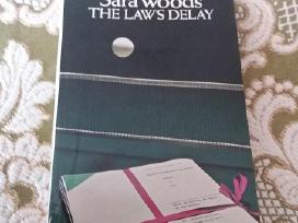 The Law's Delay Sara Woods 1977 m.
